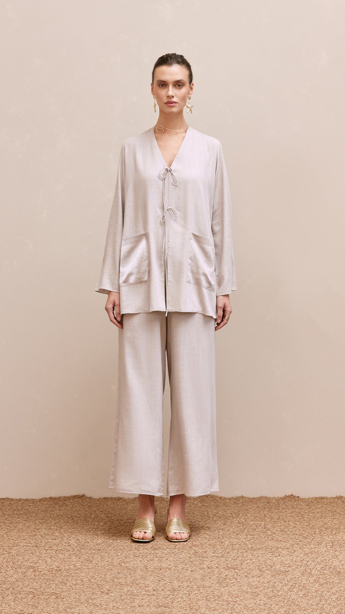 adley woman linen set grey