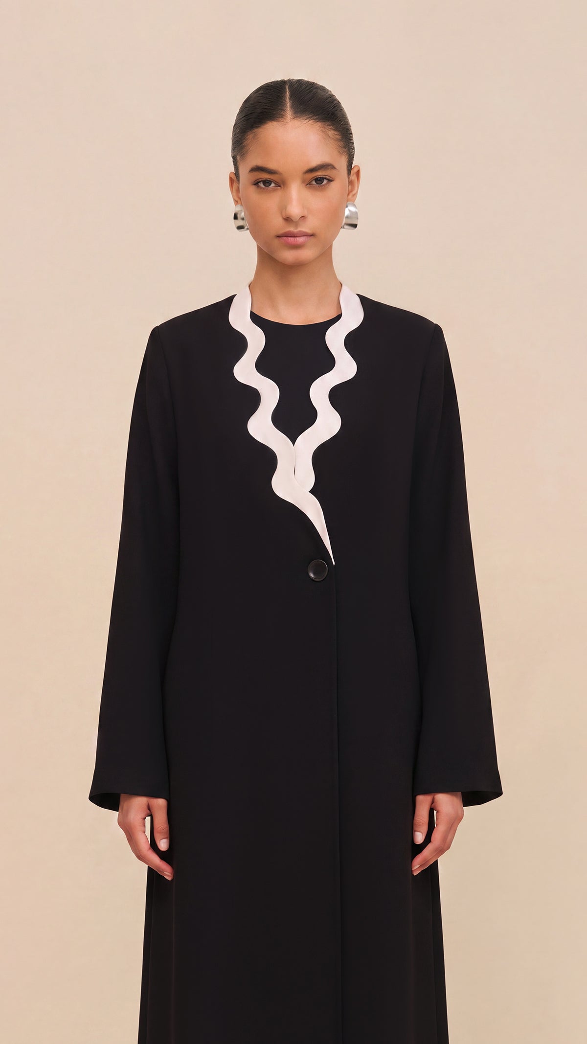 NOORA ABAYA