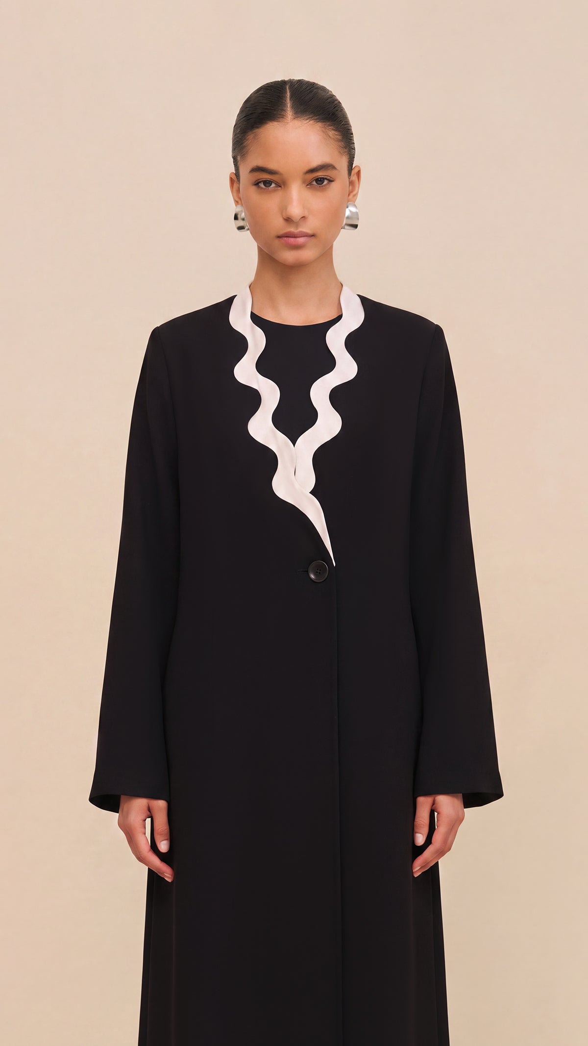 NOORA ABAYA