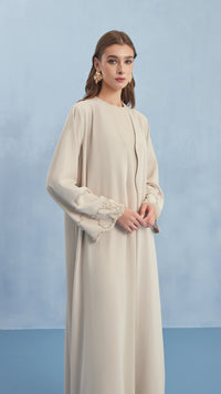 LEANNA ABAYA