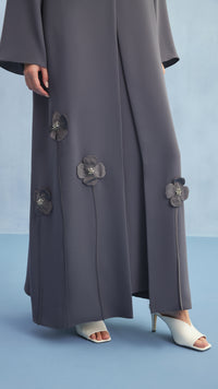 JUNIA ABAYA