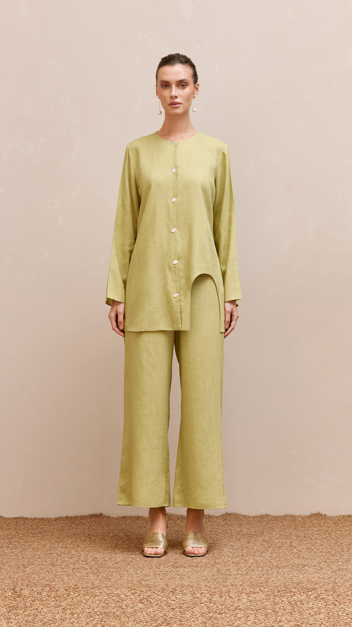 minica woman linen set green 1