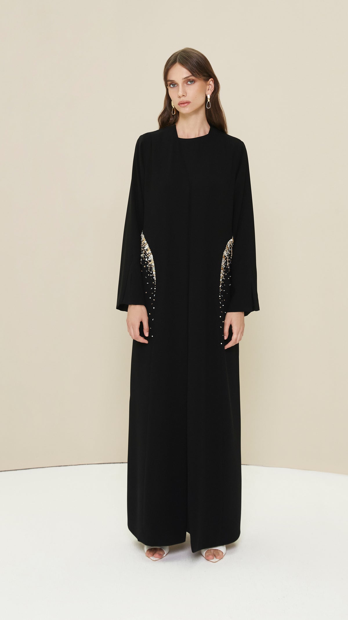HELGA ABAYA
