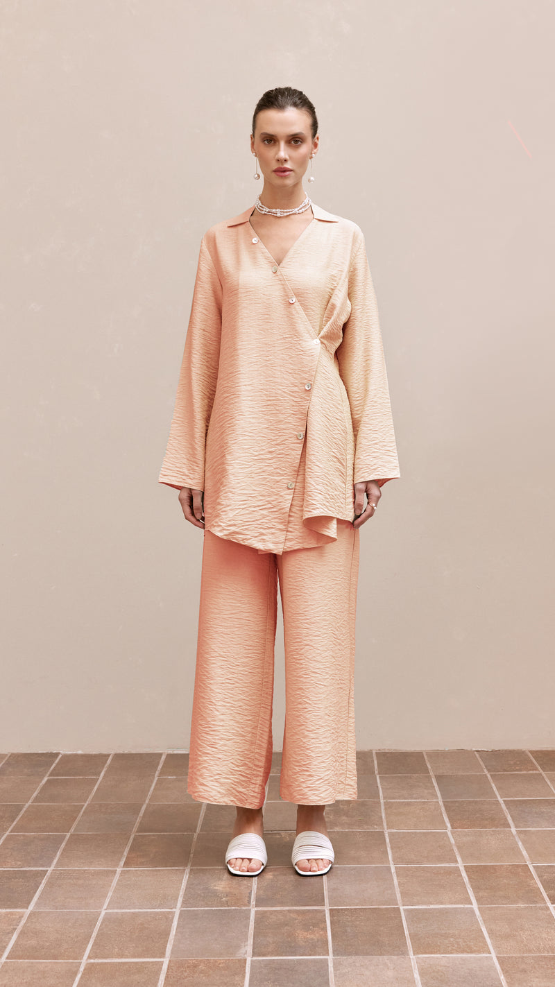 audrina woman linen set peach