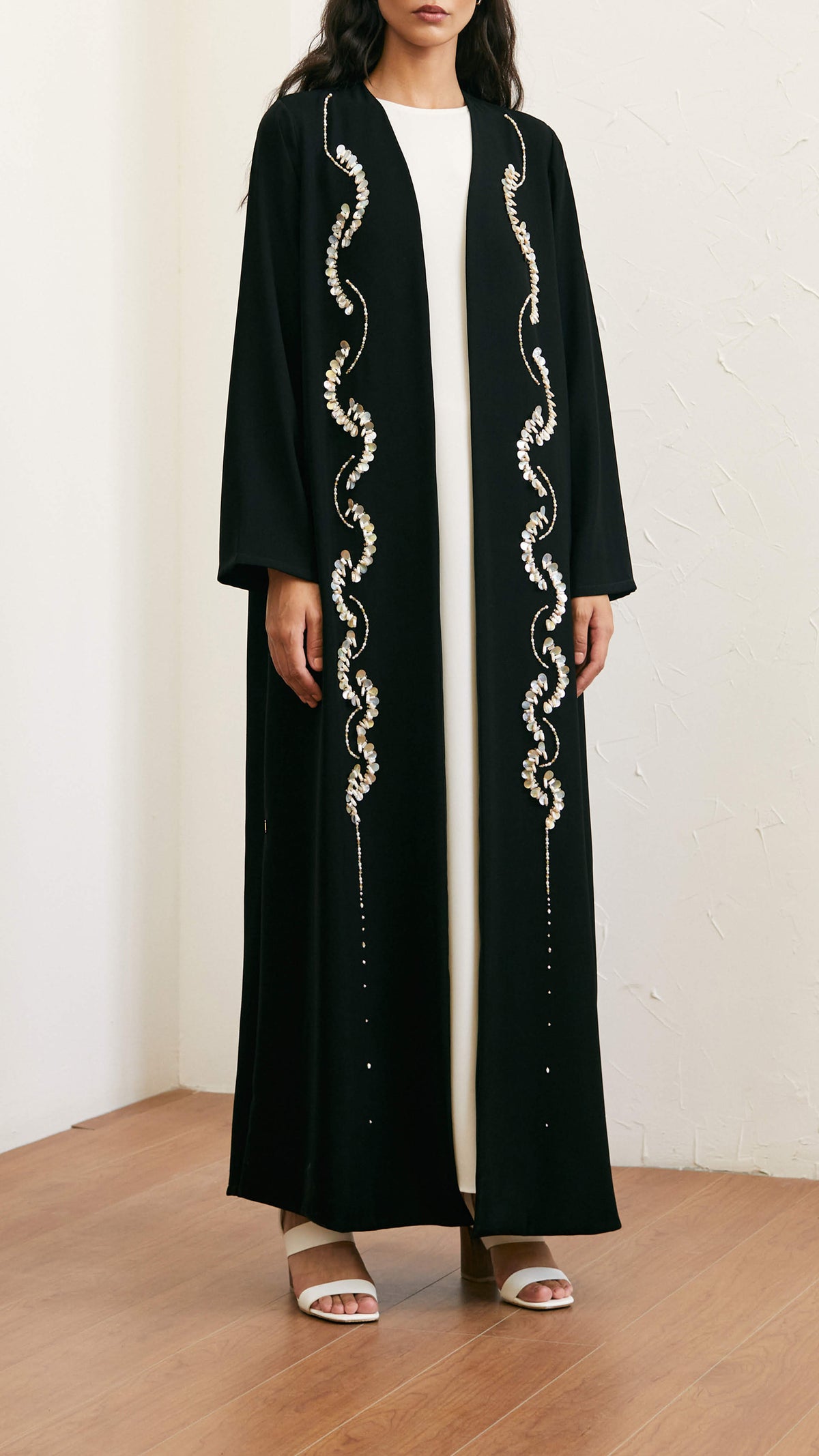 VESTA ABAYA