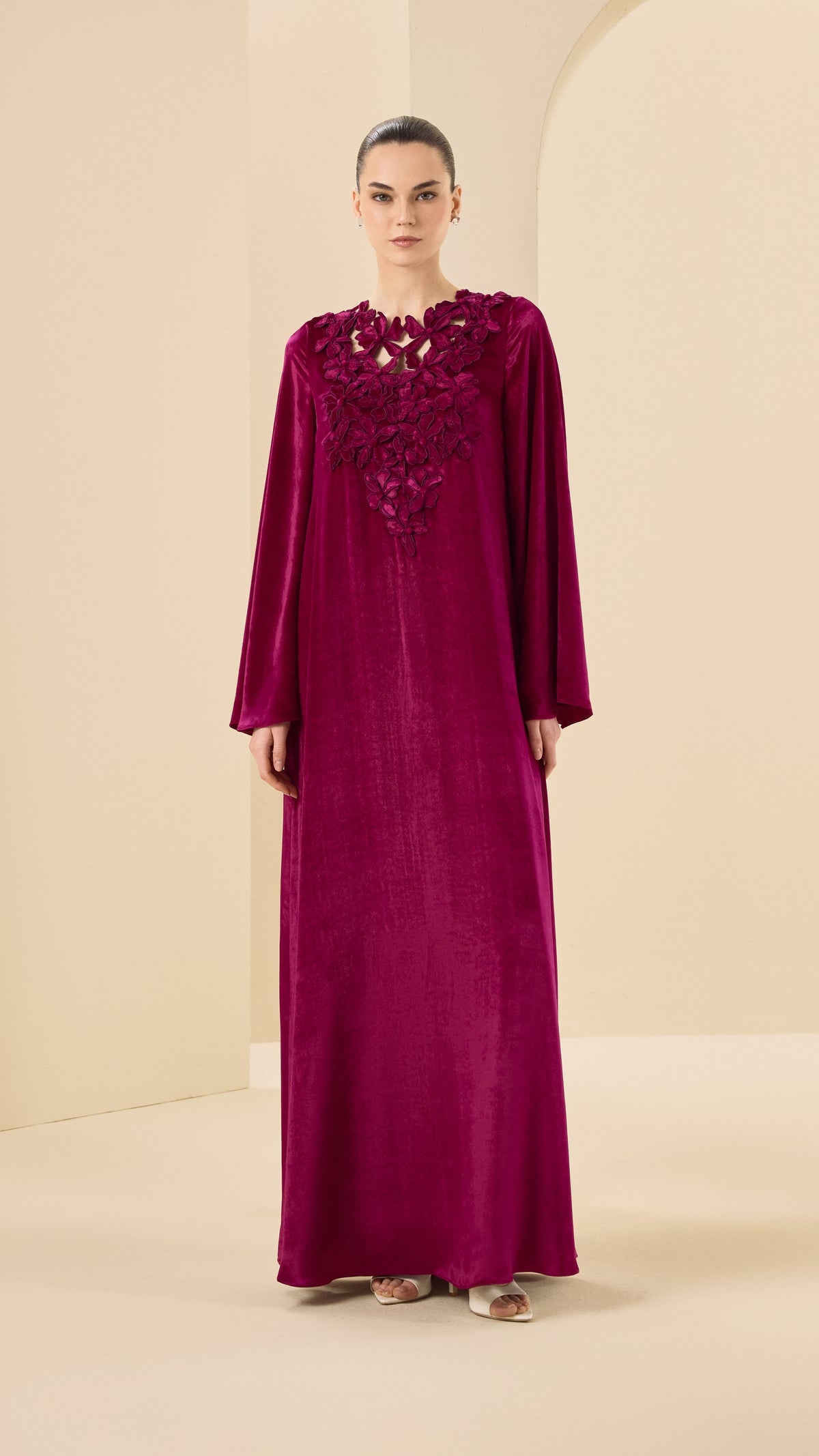 قفطان إلارا