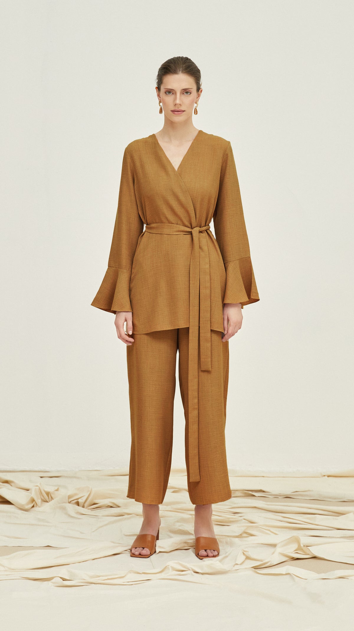 ellie woman linen set orange